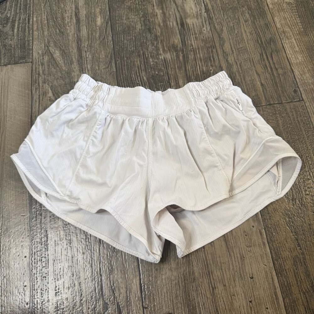 Lululemon Hotty Hot Shorts Size 4